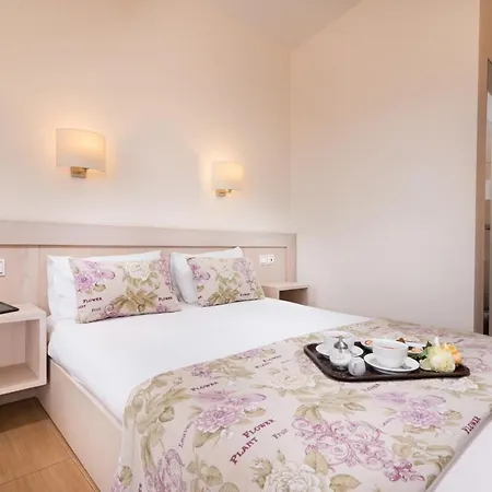 Bed & Breakfast Sunray 3*