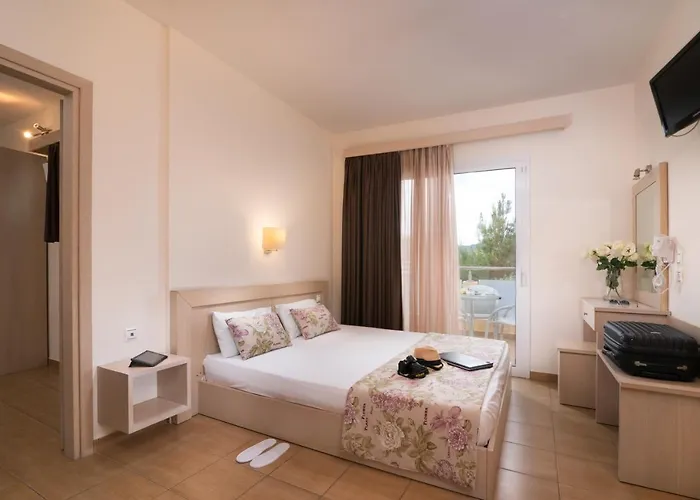 Sunray Bed and breakfast 3*