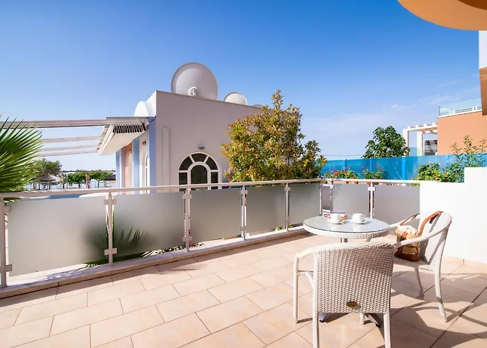 Sunray Bed & Breakfast 3*